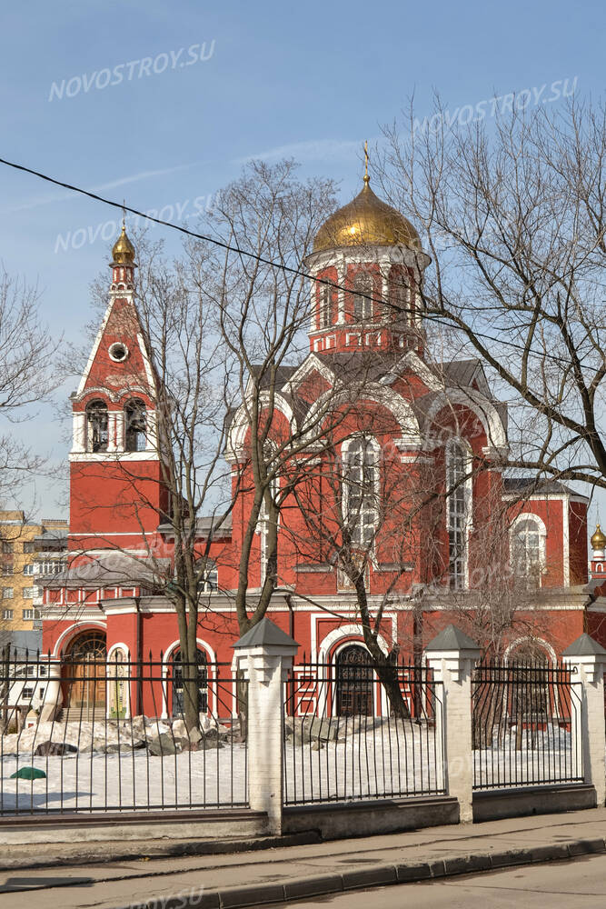 Церковь возле ЖК «Дом на Масловке» (14.03.2013 г.)