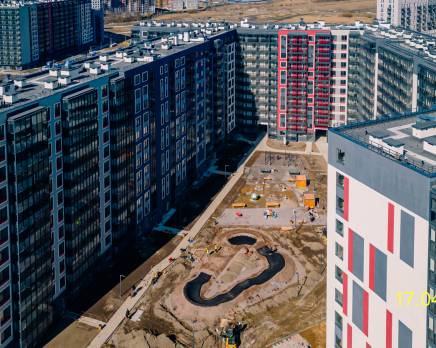 ЖК «Полис ЛАВрики», Апрель 2025