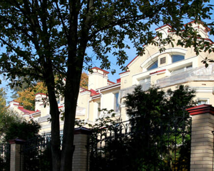 ЖК Первомайская, 7», Июль 2013