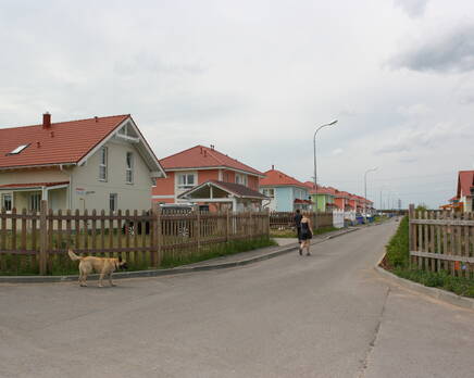 ЖК «Австрийская деревня», Июнь 2012