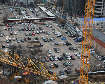 Автостоянка рядом со строящимся ЖК «Эмеральд», Ноябрь 2012