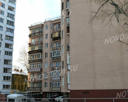 Придомовое пространство ЖК «Дом на Демидовском переулке» (22.02.13), Март 2013