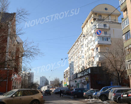 ЖК по ул. Ф. Энгельса, 31/35 (24.02.2013 г.), Апрель 2013