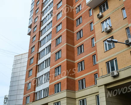 Дом на ул. Полины Осипенко (15.03.2013 г.), Апрель 2013