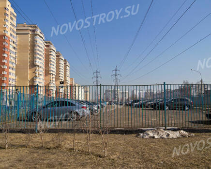 Окрестности ЖК «Дом в г. Котельники,17» (15.04.2013), Апрель 2013