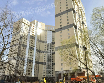 Комплекс на проспекте Большевиков (15.05.2013 г.), Май 2013