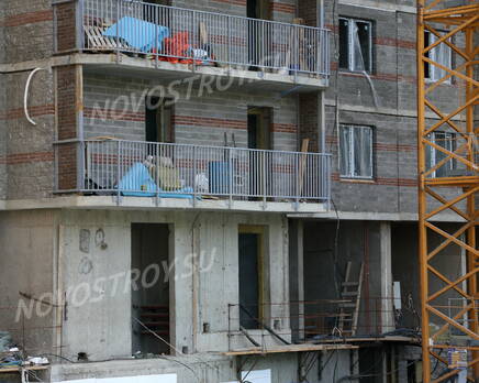 ЖК «Дом Мегалит» (15.05.2013), Июнь 2013