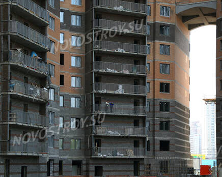 ЖК «Дом Мегалит» (15.05.2013), Июнь 2013