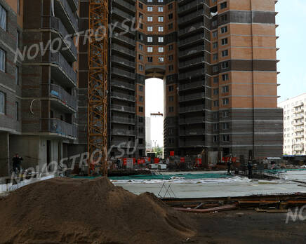 ЖК «Дом Мегалит» (15.05.2013), Июнь 2013