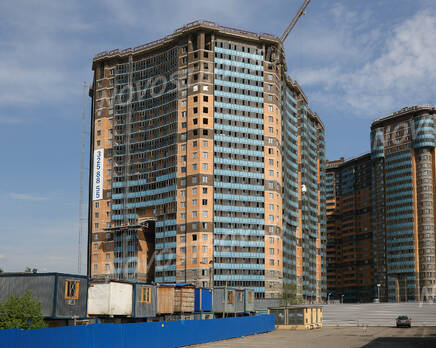 ЖК «Дом Мегалит» (15.05.2013), Июнь 2013