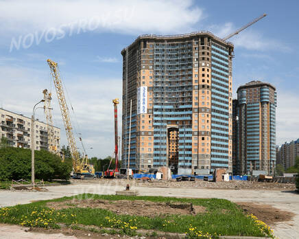 ЖК «Дом Мегалит» (15.05.2013), Июнь 2013