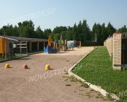 Коттеджный поселок «Красная горка» (20.06.2013 г.), Июль 2013