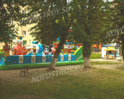 Детская площадка ЖК «Жемчужина Балашихи»  (10.07.2013 г.), Август 2013