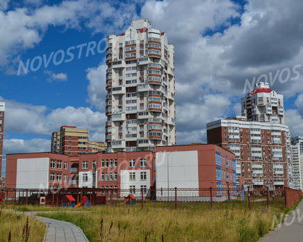 ЖК «Мичуринский» (корп. 18А), Август 2013