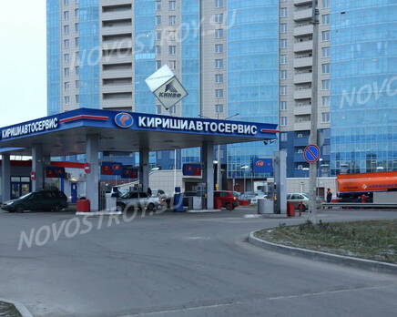 Заправка около ЖК «Князь Александр Невский» (21.12.2013 г.), Декабрь 2013