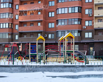Детская площадка ЖК «Флагман» (25.12.2013 г.), Январь 2014