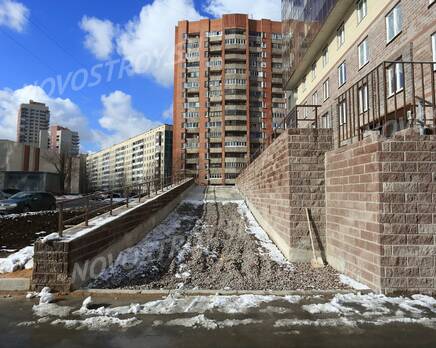 ЖК «Отличник» (17.03.2014 г.), Апрель 2014