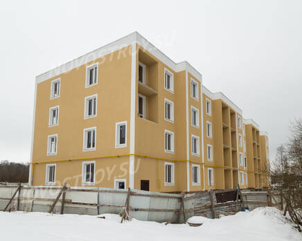 ЖК «Дом в поселке Горбунки»: фасад здания (01.02.15), Февраль 2015