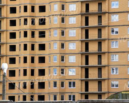 ЖК «Ренессанс»: 22.04.2015 - Фрагмент строящегося корпуса, средние этажи, Май 2015