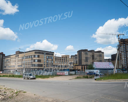 ЖК «Московские Водники-2»: вид на ЖК, 10.06.2015, Июнь 2015