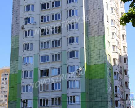ЖК «в Молжаниновском районе»: 24.06.2015 - Фрагмент корпуса, средние этажи, Июль 2015