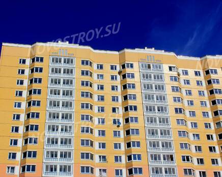 ЖК «в Молжаниновском районе»: 24.06.2015 - Фрагмент корпуса, верхние этажи, Июль 2015