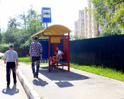 ЖК «в поселке Андреевка»: 24.06.2015 - Остановка автобуса около новостройки, Июль 2015