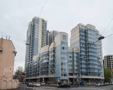 ЖК «Небо Москвы»: общий вид со Смоленской улицы (06.11.2015), Ноябрь 2015