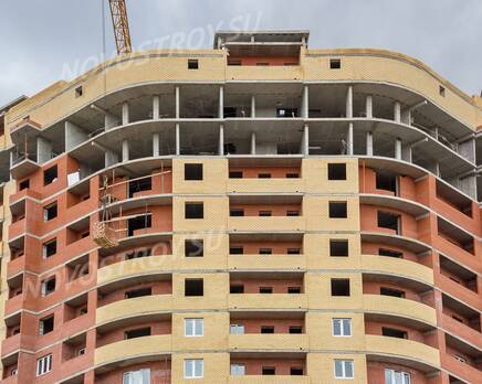 ЖК «Дом на улице Кирова»: Центральный фасад дома, Май 2016