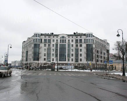 Дом на набережной Мартынова, Март 2012