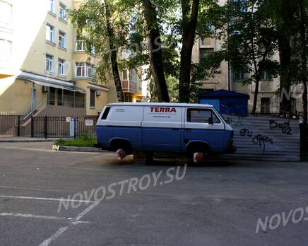 ЖК «на улице Блохина», Июль 2012