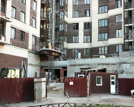 ЖК «Золотая середина», Июль 2012