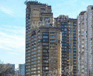 Дом на ул. Покрышкина, 1 (23.10.2013 г.)