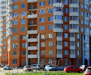 ЖК «Коломна»: 06.05.2015 - Фрагмент корпуса, нижние этажи