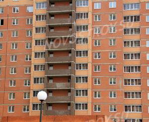 ЖК «Квадро»: 09.09.2015 - Фрагмент строящегося корпуса, средние этажи