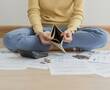 Почти 72% заемщиков тратят на ипотечные выплаты свыше половины дохода – ЦБ