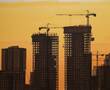 Вечерний Novostroy: переплата по ипотеке ценою в два полета в космос и маловероятность обвала цен на жилье в РФ по китайскому сценарию