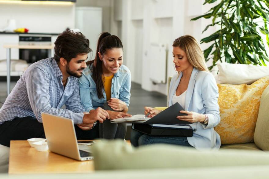 Solis Images, shutterstock.com