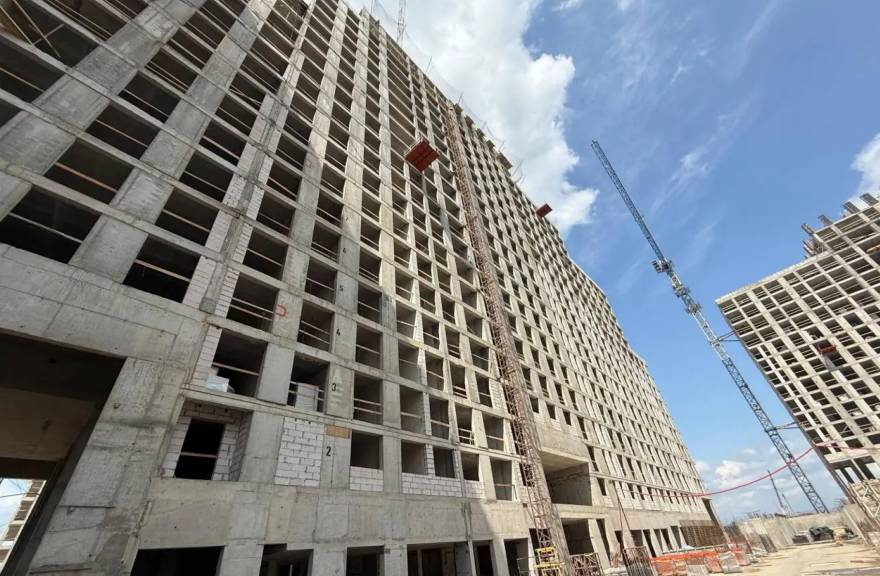 На фото ход строительства ЖК «Детали» от Plus Development