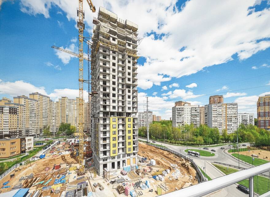 На фото ход строительства ЖК «Одинбург» от AFI Development